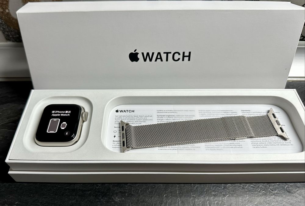 Apple Watch SE (Gen 2) 40mm