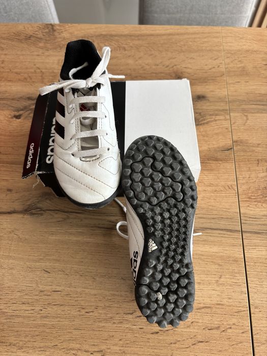 Adidas за момче!