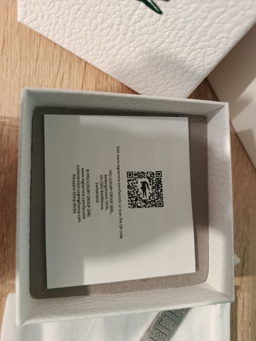 Bratara Lacoste noua