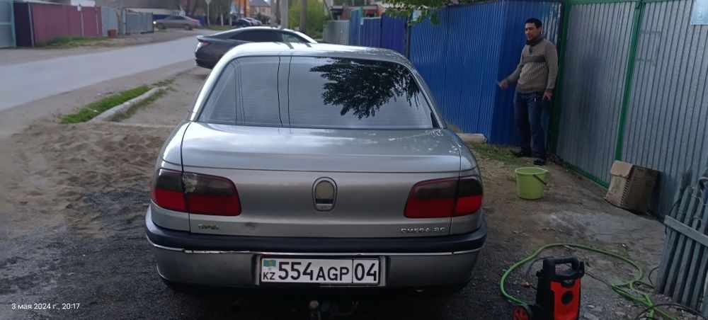 Продам Опель омега