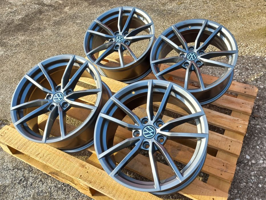 17"Vw Poteria Gunmetal 7.5j et40 Golf Passat Tiguan Touran Caddy Seat Škoda Чисто Нови