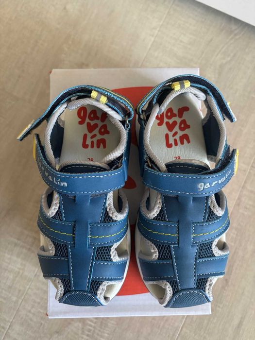 Детски Сандали GARVALIN 252820 
100% кожа, 28 номер