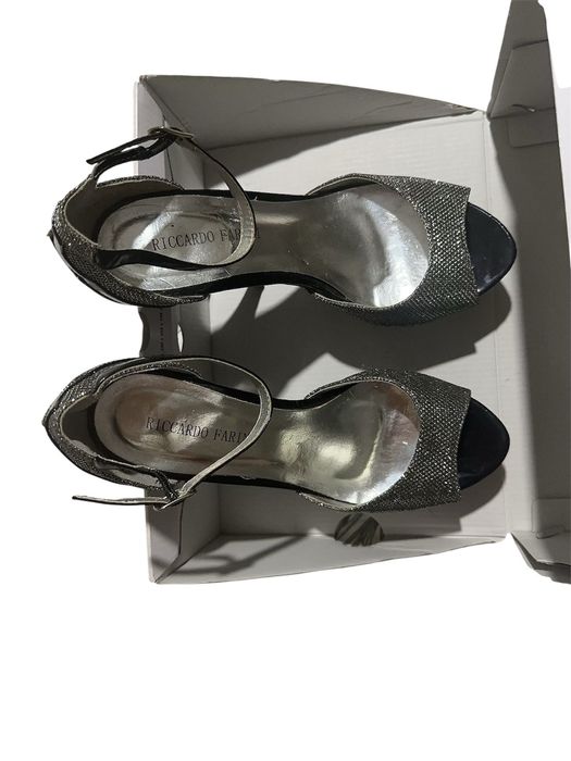 Дамски сандали на платформа