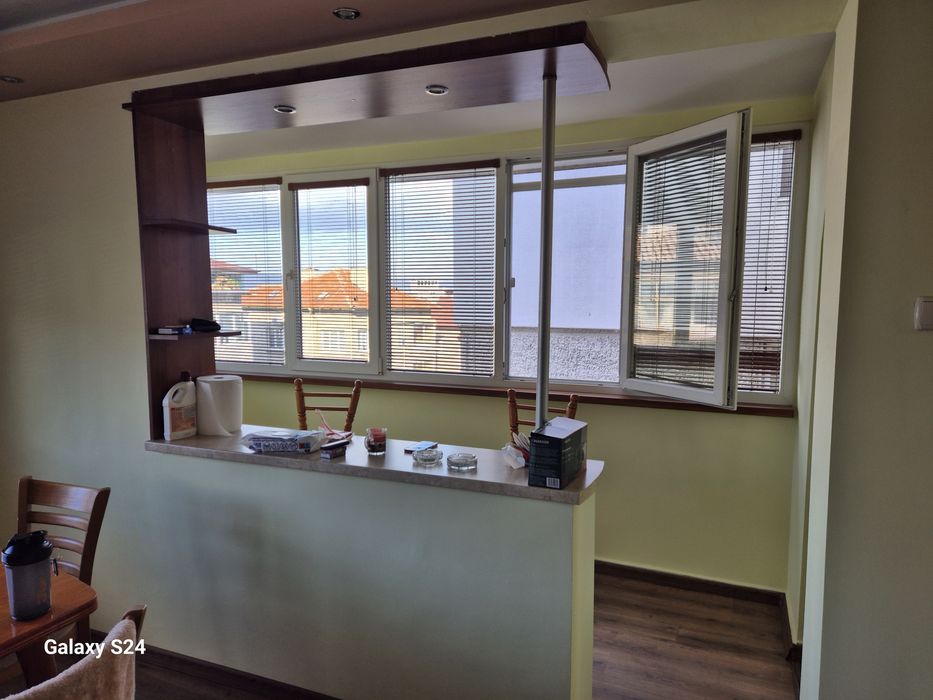 Дава се под наем Тристаен апартамент в Варна, Младост 1 - 100 кв.м за 698.19 € - Снимка #12