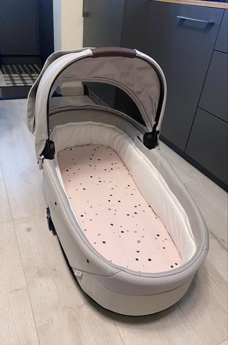 Кош за новородено Cybex Cot S Lux, Lava Grey, плюс подарък