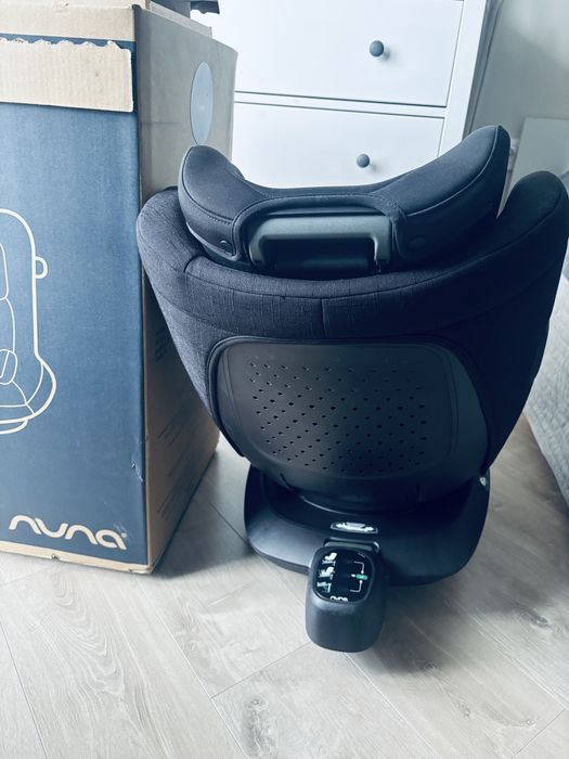 Nuna TODL NEXT + ISOFIX база | Caviar (черен) | Отлично състояние
