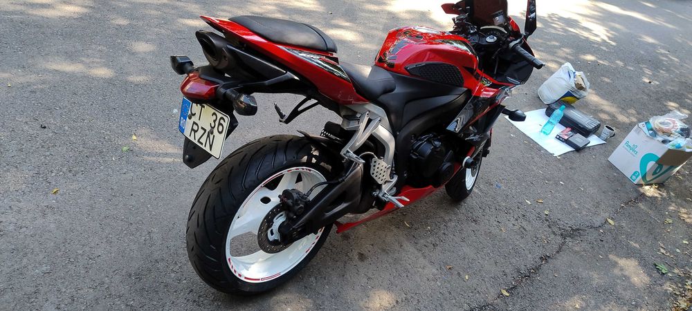 Honda CBR 600RR PC 46