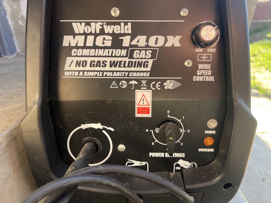 Aparat sudura WOLF MIG 140x