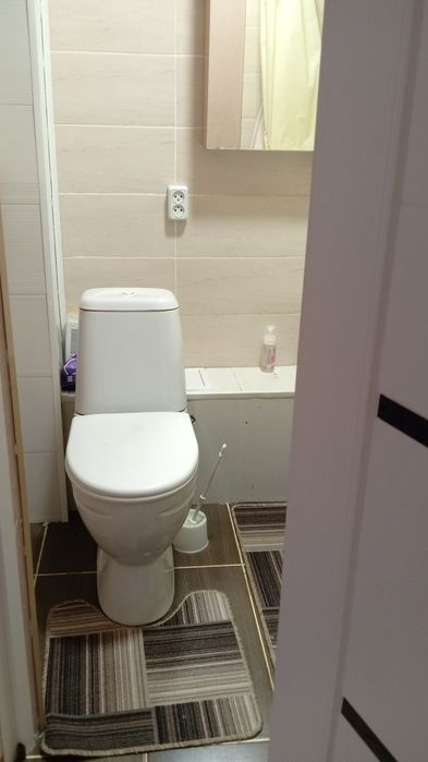 Продам 2 кв 8 мкр