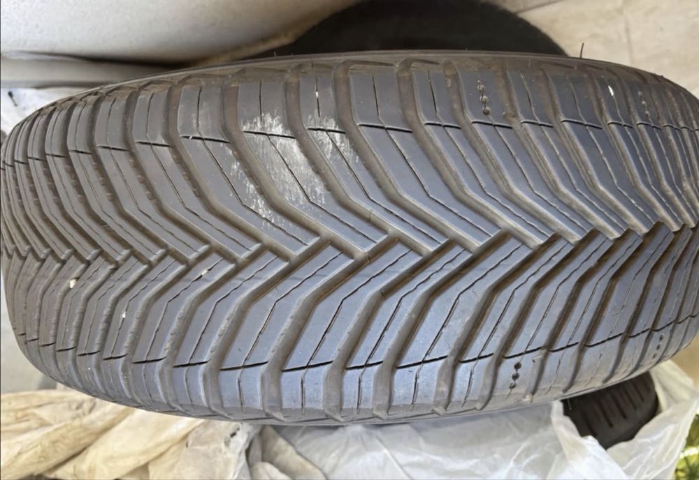 Jante style 282 R16 Bmw Seria 1 3 E90 E87 Anvelope Michelin All season 205/55/16 dot 2022