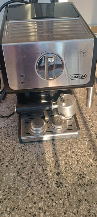 Delonghi кафемашина
