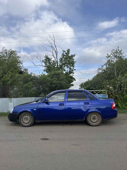Продам Приору 2012 года