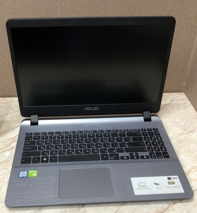 Ноутбук Asus core i5, 7th gen
