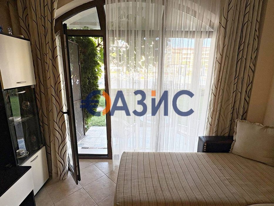 Продава се Двустаен апартамент в к.к. Слънчев бряг - 49 кв.м за 1858 €/кв.м - Снимка #4