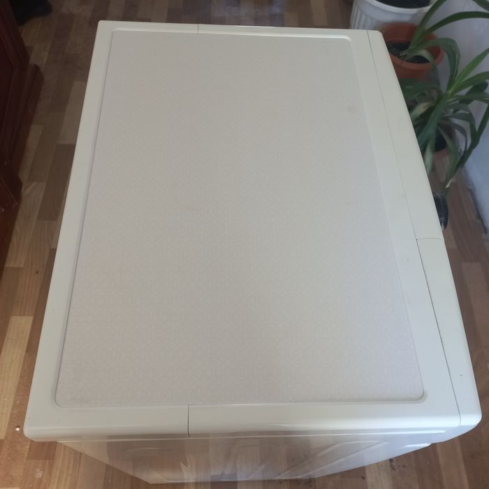 Продам стиральную машинку Samsung.