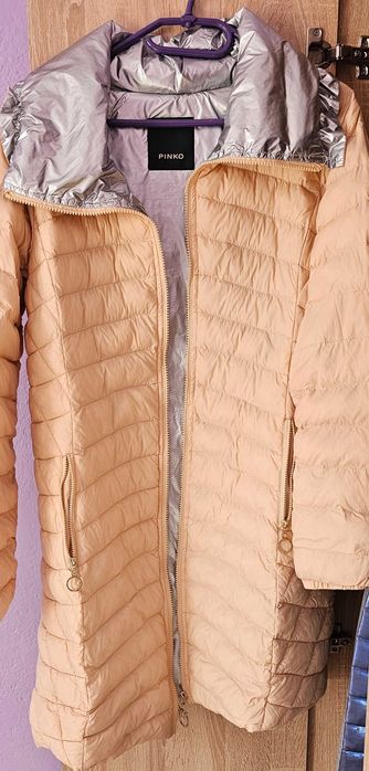Преходно яке - Pinko