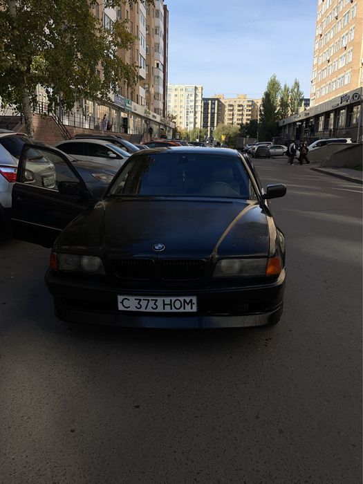 Бампера на БМВ Е38