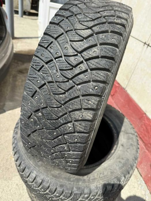 Зимние шины 195 /65 /15 Dunlop