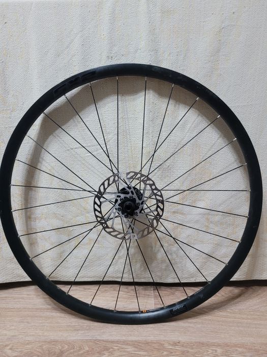 Колеса 700c giant