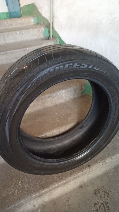 Продам 4 покрышки Bridgestone  Deuler H/L  бу 235/55R20