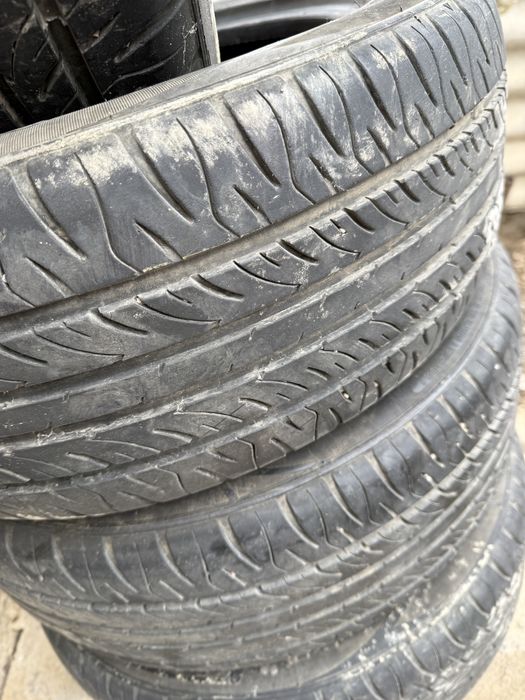 Комплект летних шин 205/55/16