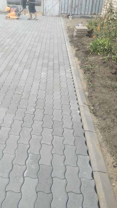 Укладка брусчатка бордюр