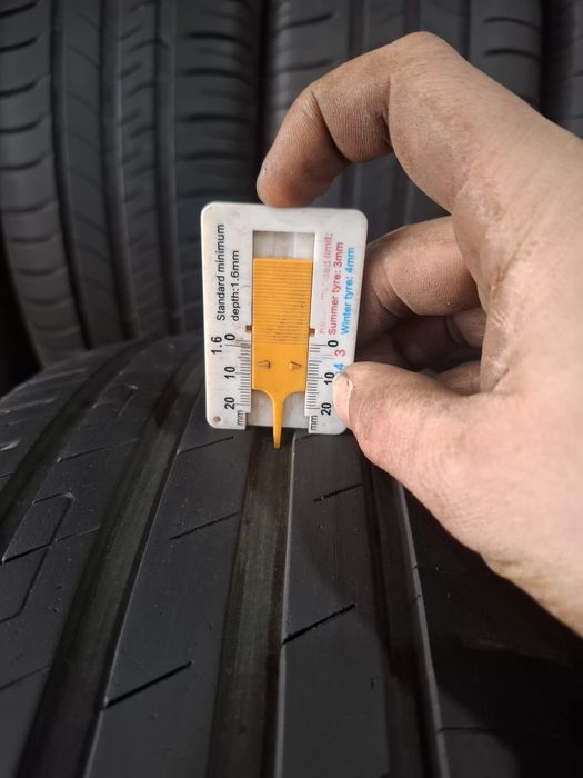 2 Летни гуми Goodyear 215/55/17 ДОТ24 7мм