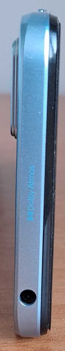 Продавам смартфон Motorola E22 64GB + 4GB RAM в отлично състояние