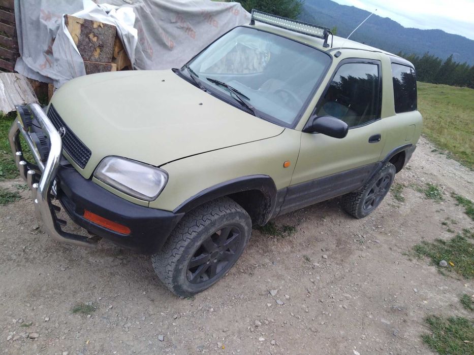 De vânzare Toyota rav4 2l benzină..