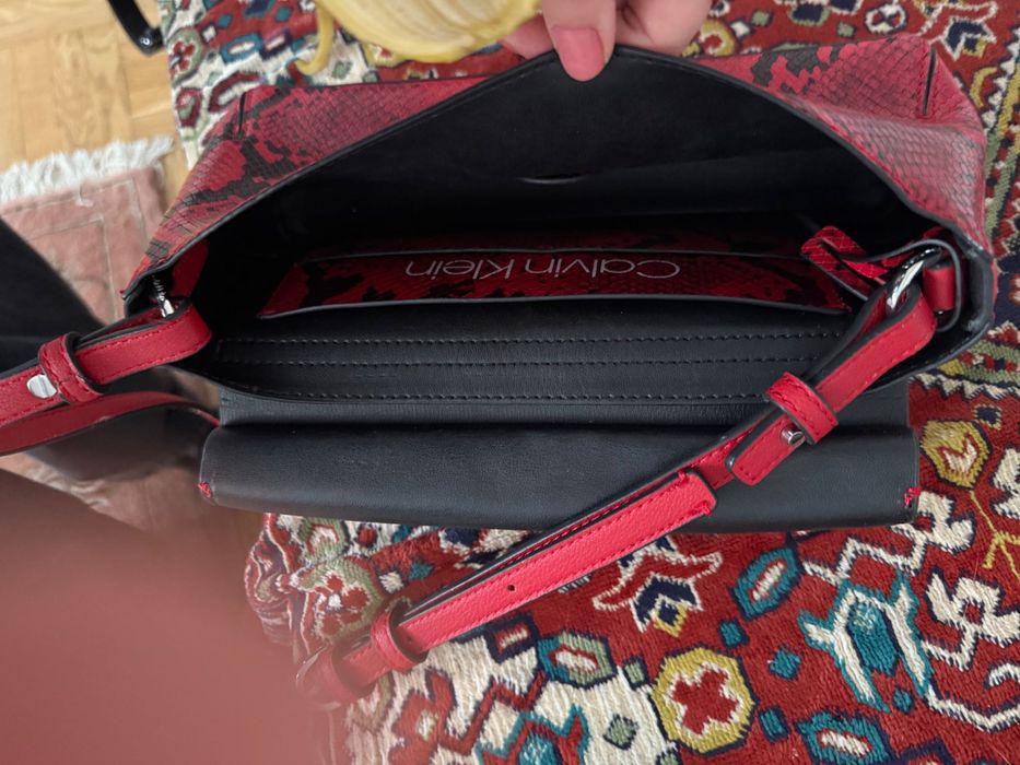 Geanta de umar inlocuitor de piele. Poliuretan