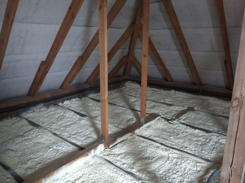 Утеплением сданий домов пенополиуретаном базальтом