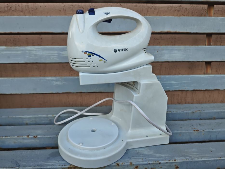 Продам миксер Vitek VT-1406, г. Алматы