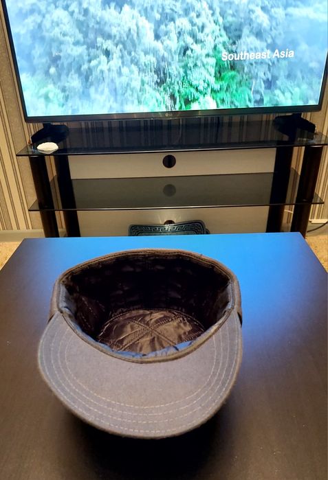 Продам форменный оригинальный  головной убор.