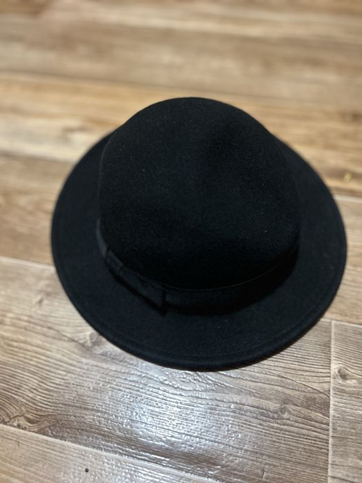 Шляпа в идеальном состоянии из 100% кашемира