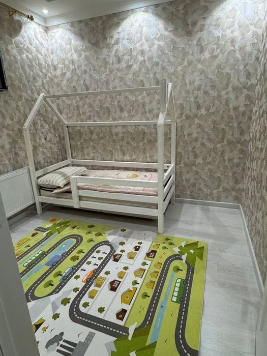 Юнусабад коттедж продаётся.Шахристанский махалля!