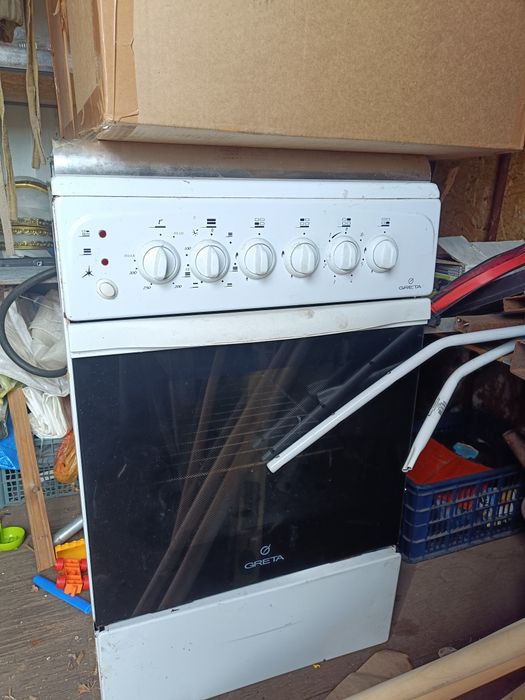 Продам газ плиту