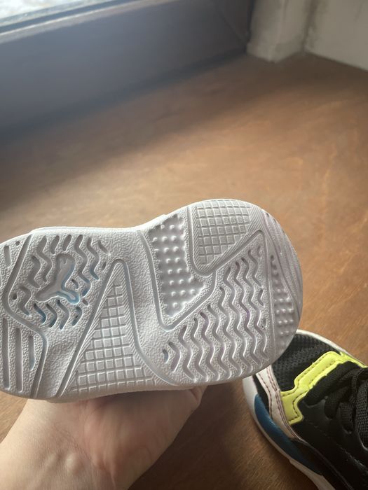 Маратонки 19 номер