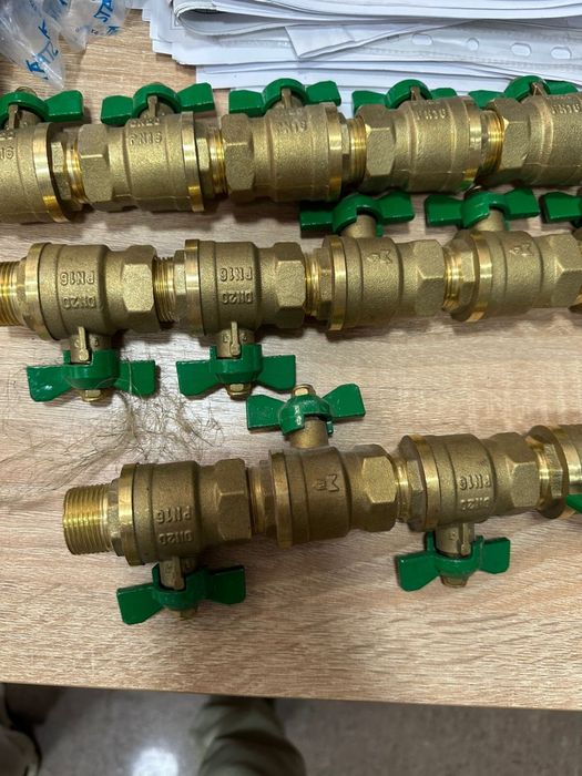 Муфты, клапаны, колпачки, трубы