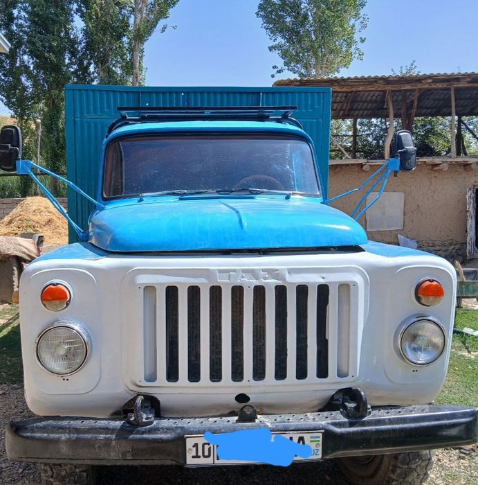 Gaz53 sotiladi.81yil
