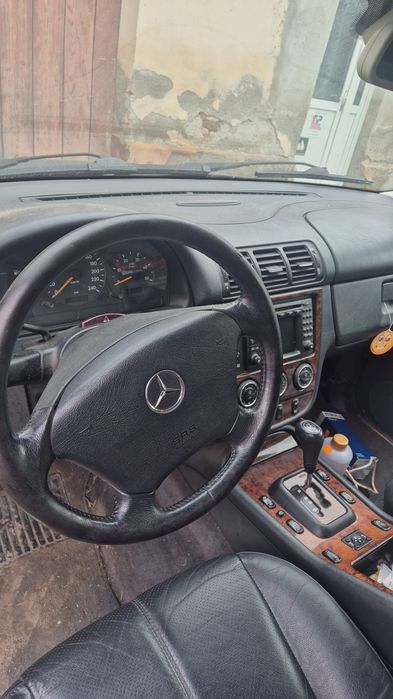 Vând ML 270 an 2002