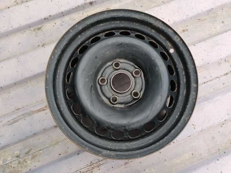 Продам ОДИН оригинальный железный диск на Ауди 100, А4 R15