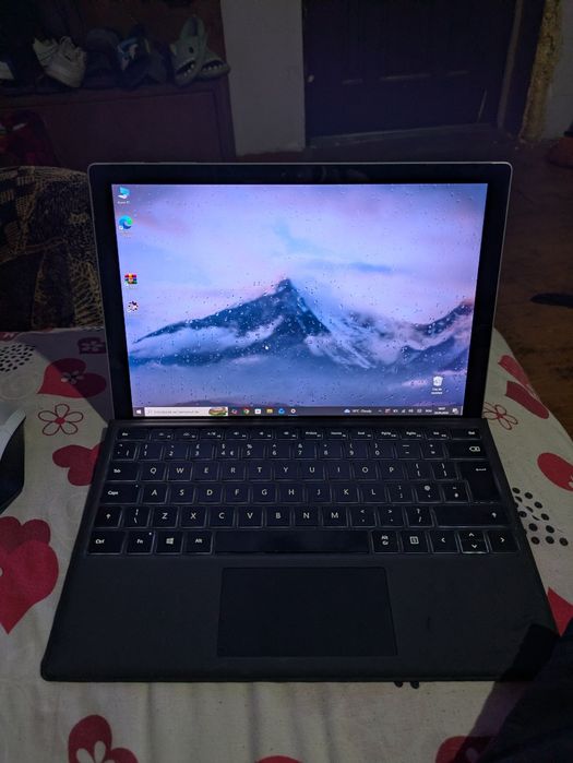 Surface pro 4 16 GB i7