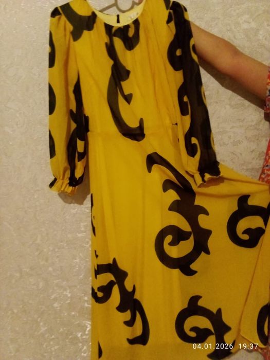 Платье в хорошем состоянии