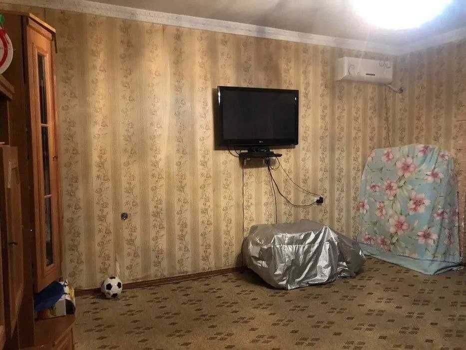 Продаётся квартира на Ц15 3/5/9 площадь 72м2, метро Гафурв Гуляма