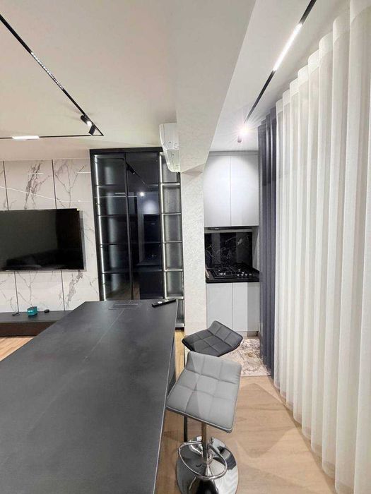 V3395 ПРОДАЕТСЯ3/8/9 на: Дружба Народов Ор.р:ЖК:U Tower 72м2