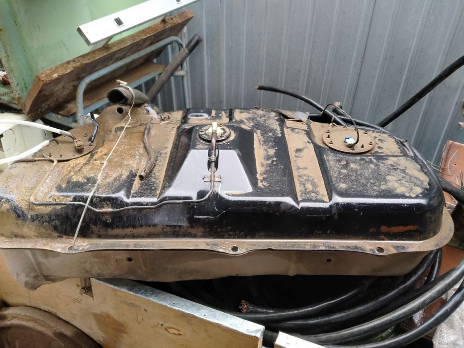 Бензобак двери на спецвагон