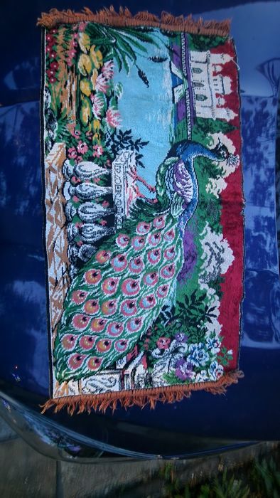 Covor decorativ vintage cu păun – 90x60 cm