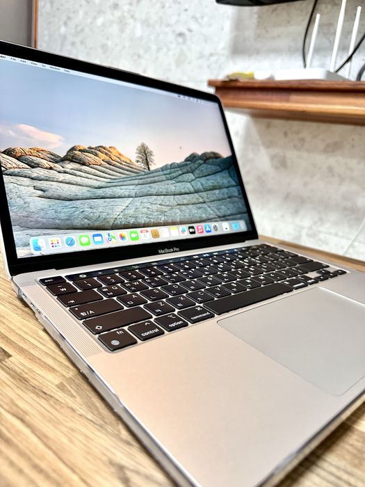 MacBook Pro M1 - Silver 8/256