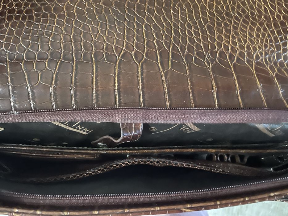 Портфель кожанный коричневый