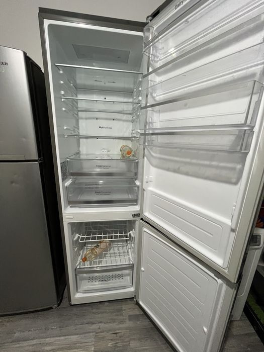 Продается холодильники